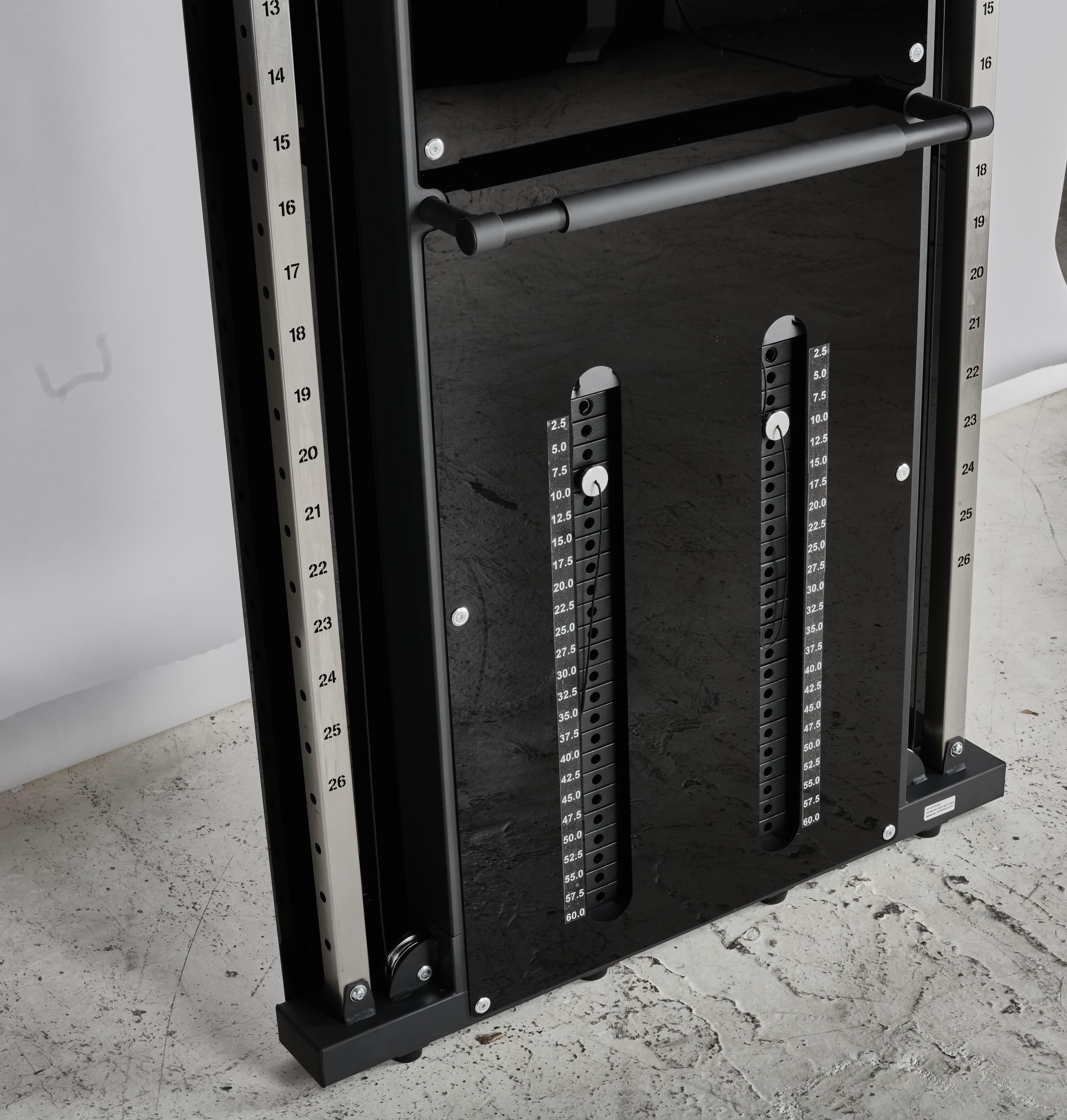 ATX Duo wall-mounted pulley station with 2 x 60 kg weight plates